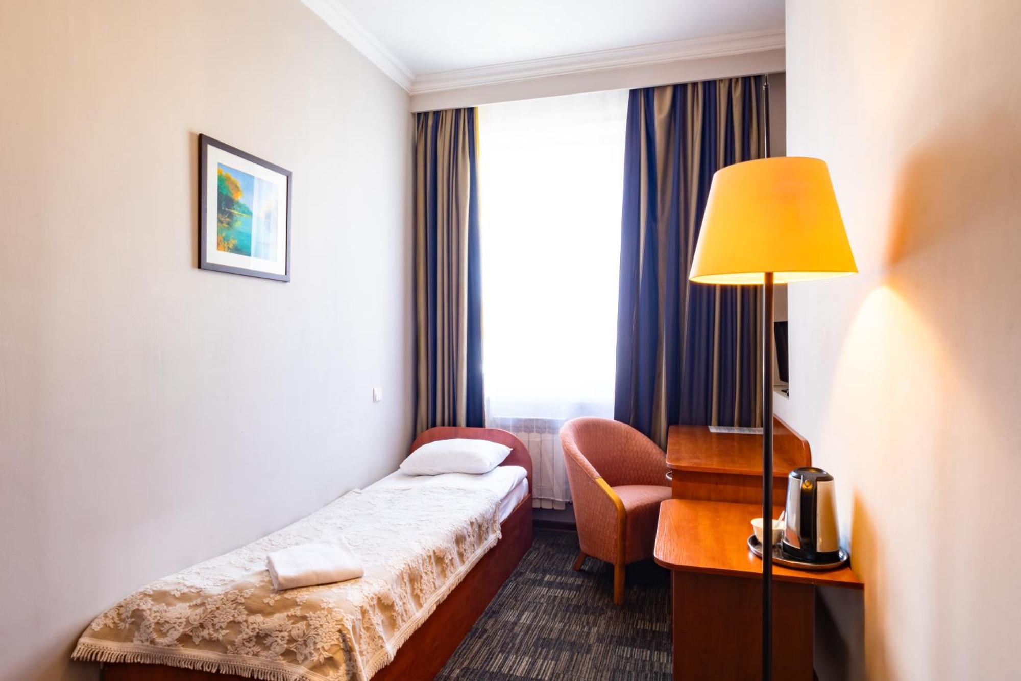 Noclegi Stadion Bed & Breakfast Warsawa Bagian luar foto