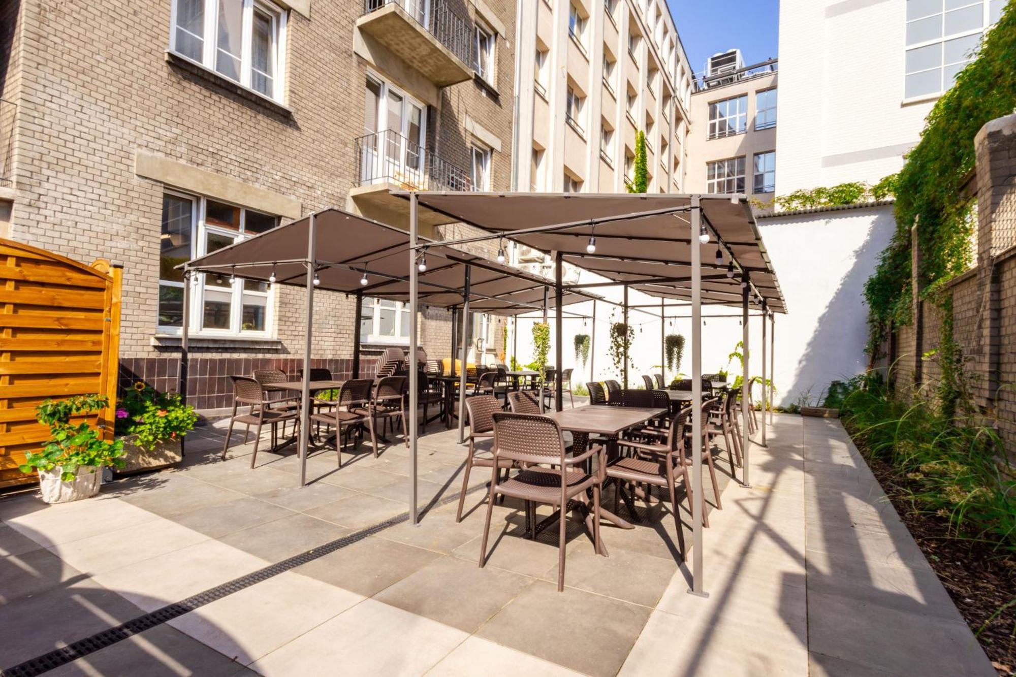 Noclegi Stadion Bed & Breakfast Warsawa Bagian luar foto