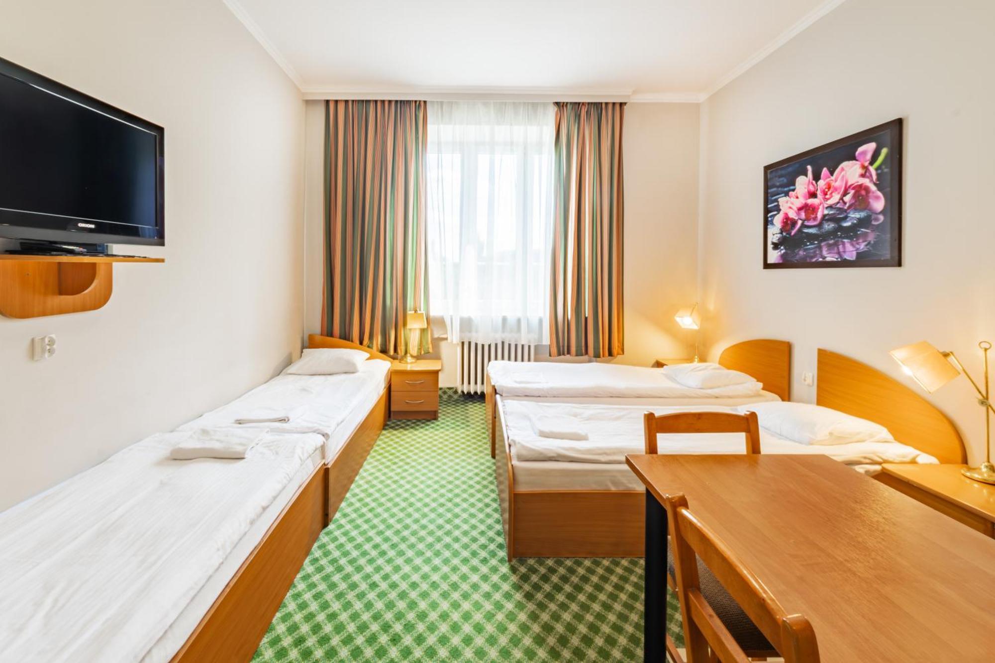 Noclegi Stadion Bed & Breakfast Warsawa Bagian luar foto